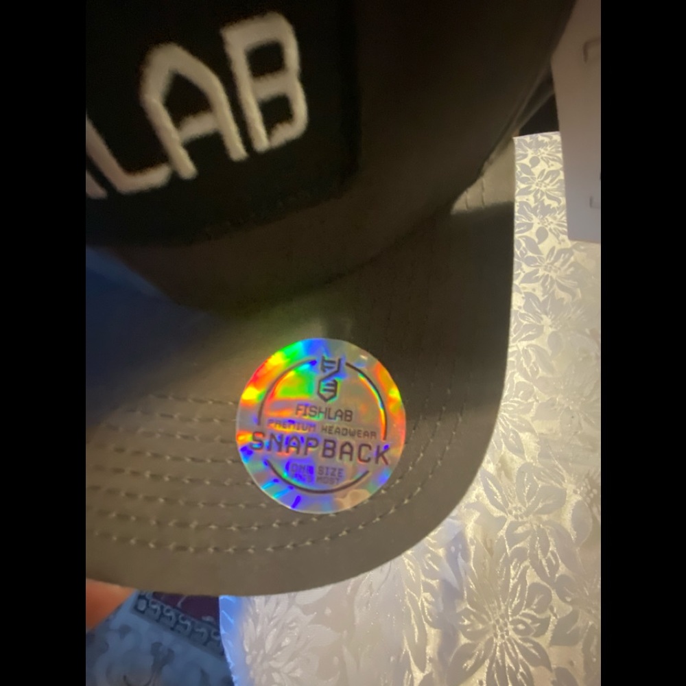 Fishlab SnapBack NWT - Picture 4 of 4